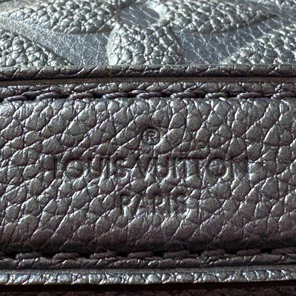 🌸Louis Vuitton Empriente Navy Nacre Pochette Metis🌸 - Picture 11 of 17